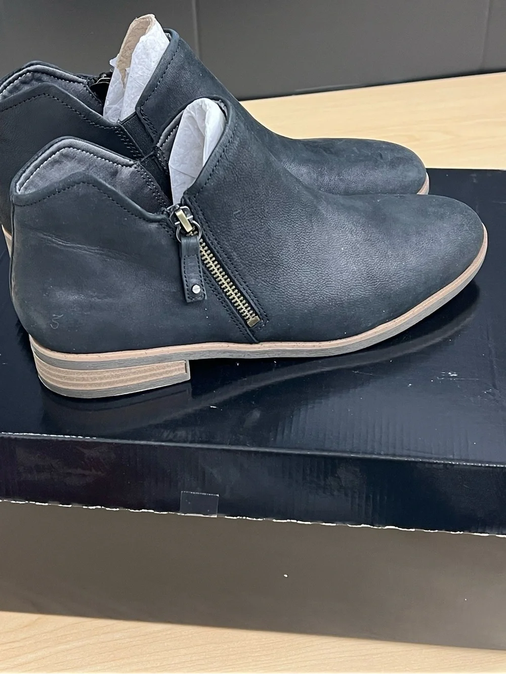 Dr. Scholl's Black Leather Chukka Zip Boots